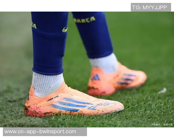 如何有效地将足球鞋撑大以提升穿着舒适度和运动表现 如何有效地将足球鞋撑大以提升穿着舒适度和运动表现