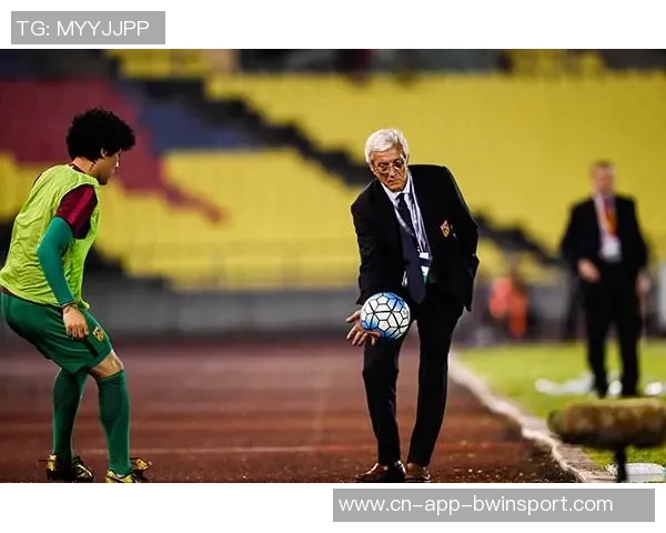 张琳篮球裁判的执裁之路与职业生涯:从球场到裁判席的成长故事 张琳篮球裁判的执裁之路与职业生涯:从球场到裁判席的成长故事